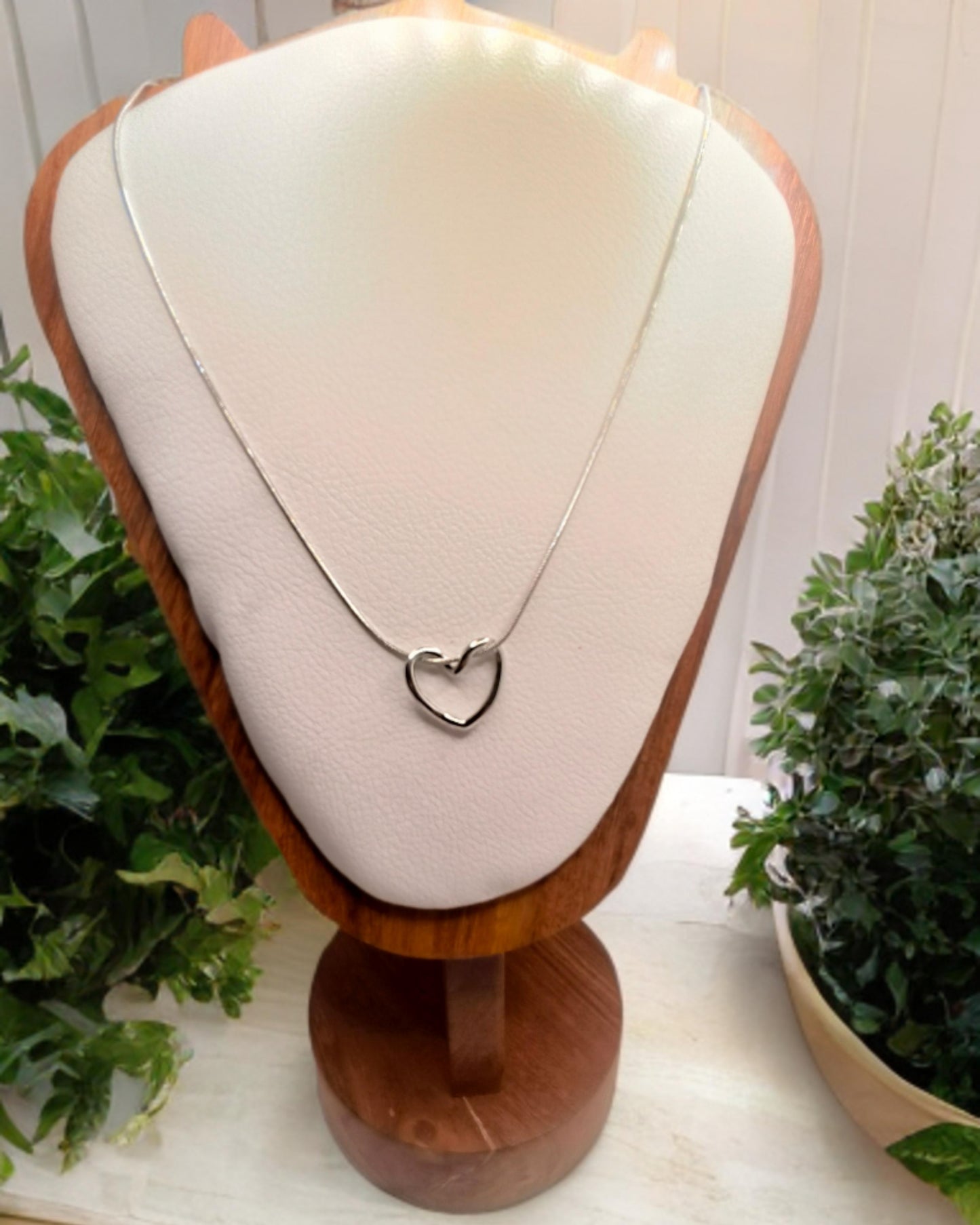 Eira Love Loop