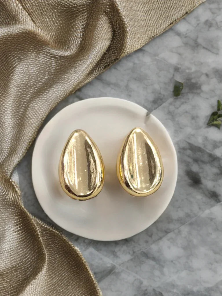 Dewdrop Gold Studs