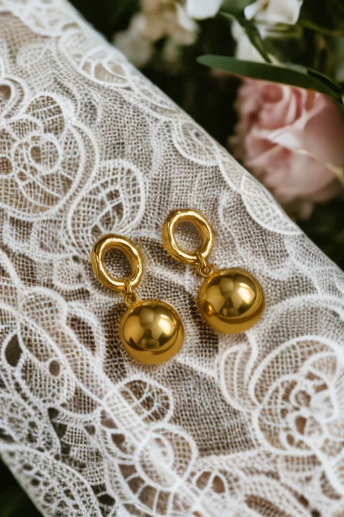 Aurelia Drop Balls