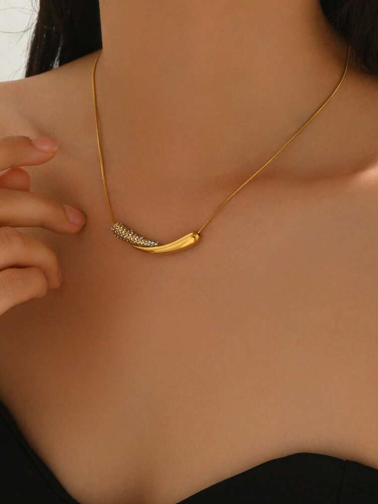 Serein Gold Curve Necklace