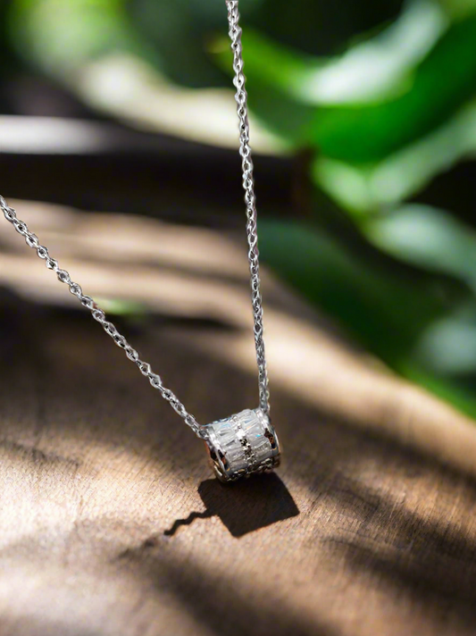 Minimal Silver Pendant Necklace for Women – Anti Tarnish Waterproof Barrel Charm Chain Under ₹499