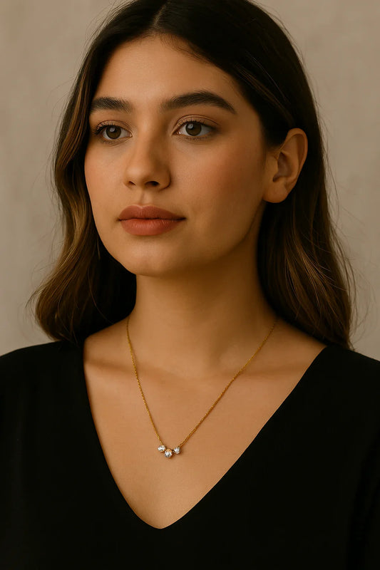 Tria Amor Necklace