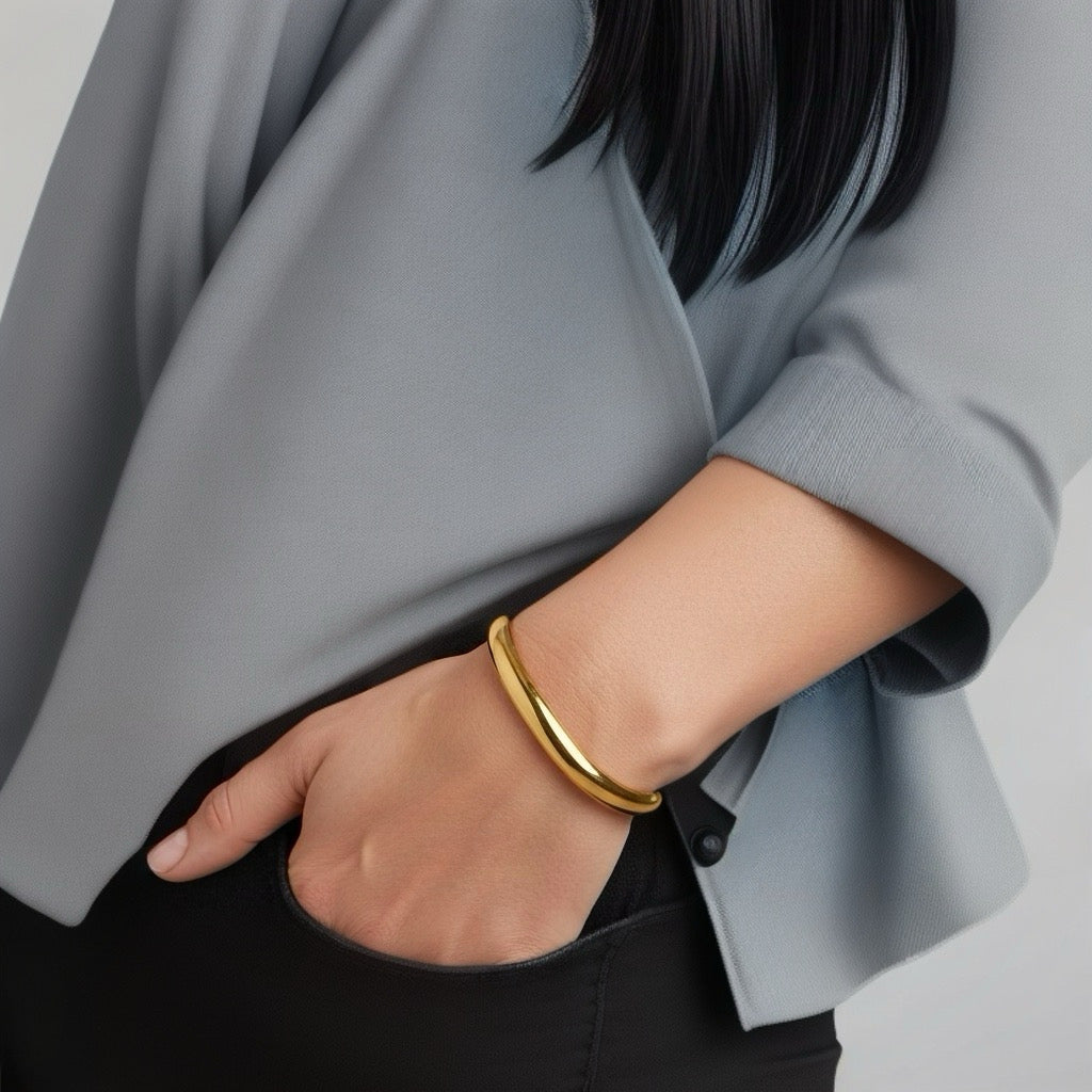 Lustre Flow Gold Cuff