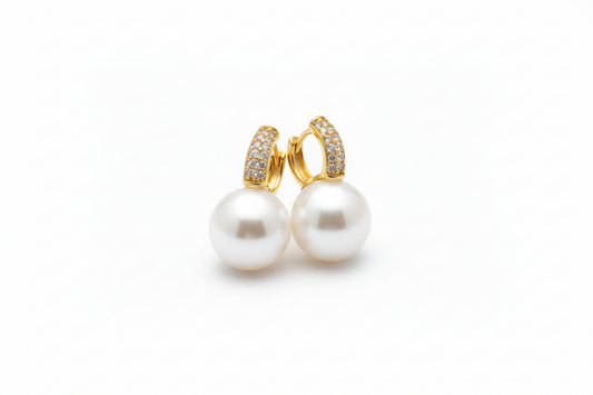 Luxe Pearl Studs