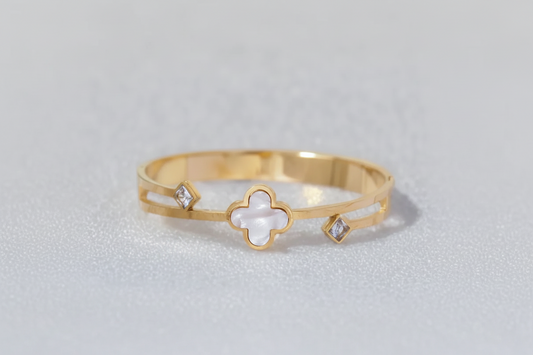 CloverBloom Bangle