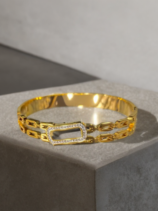 Orion Link Cuff